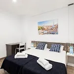 Ab Margarit Apartments
